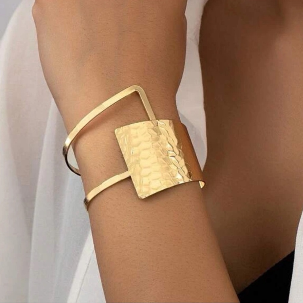 New Yellow Gold Cuff Bracelet
